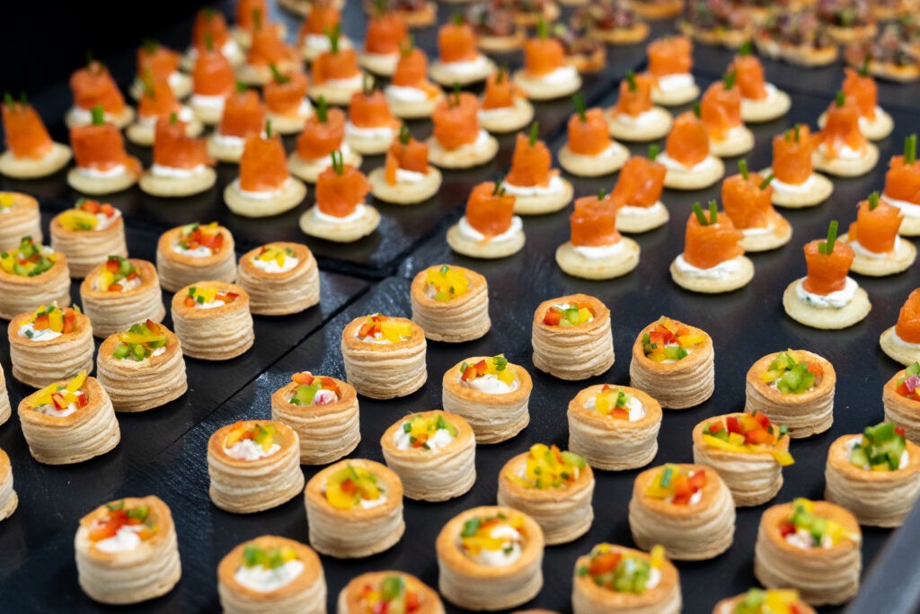 many canapes
